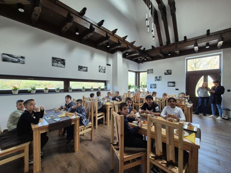 Élmény és tanulás: az ásotthalmi iskola 3. osztálya a Kovász Katedrálisban (2026.04.01.)